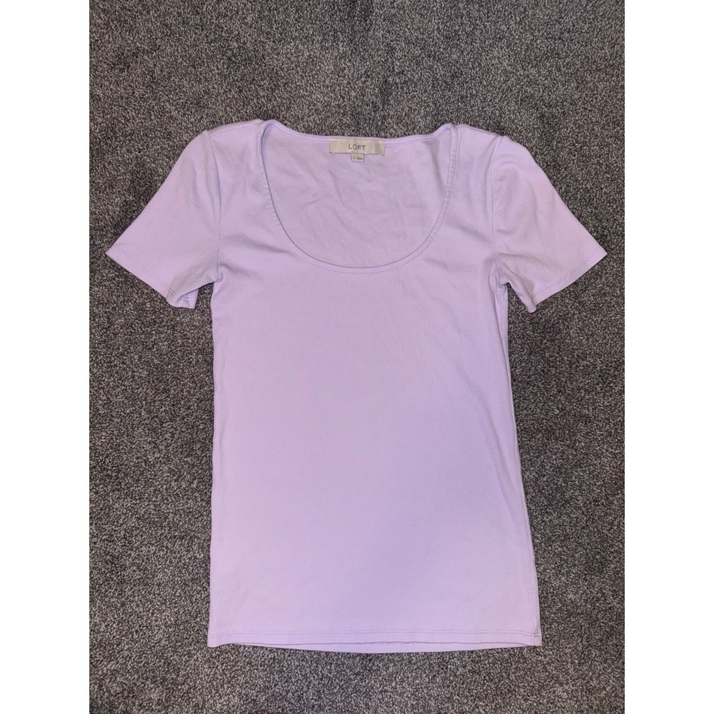 Loft Women's Lilac Purple Short Sleeve Shirt - Small‎